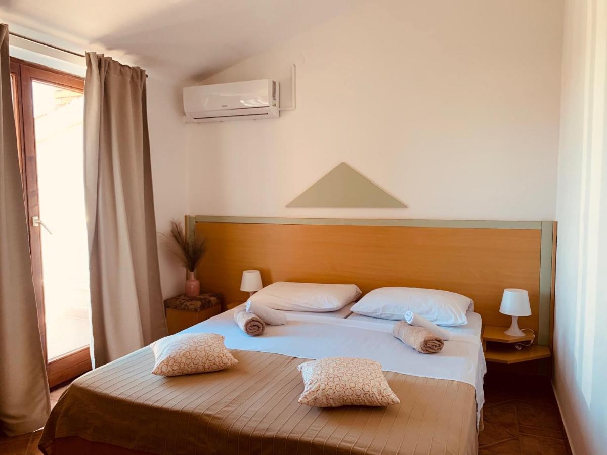 Linc Rooms & Apartments Banjole Εξωτερικό φωτογραφία