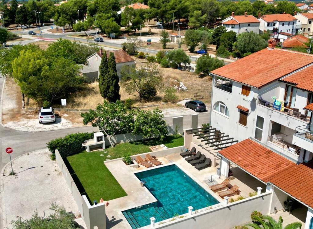 Linc Rooms & Apartments Banjole Εξωτερικό φωτογραφία