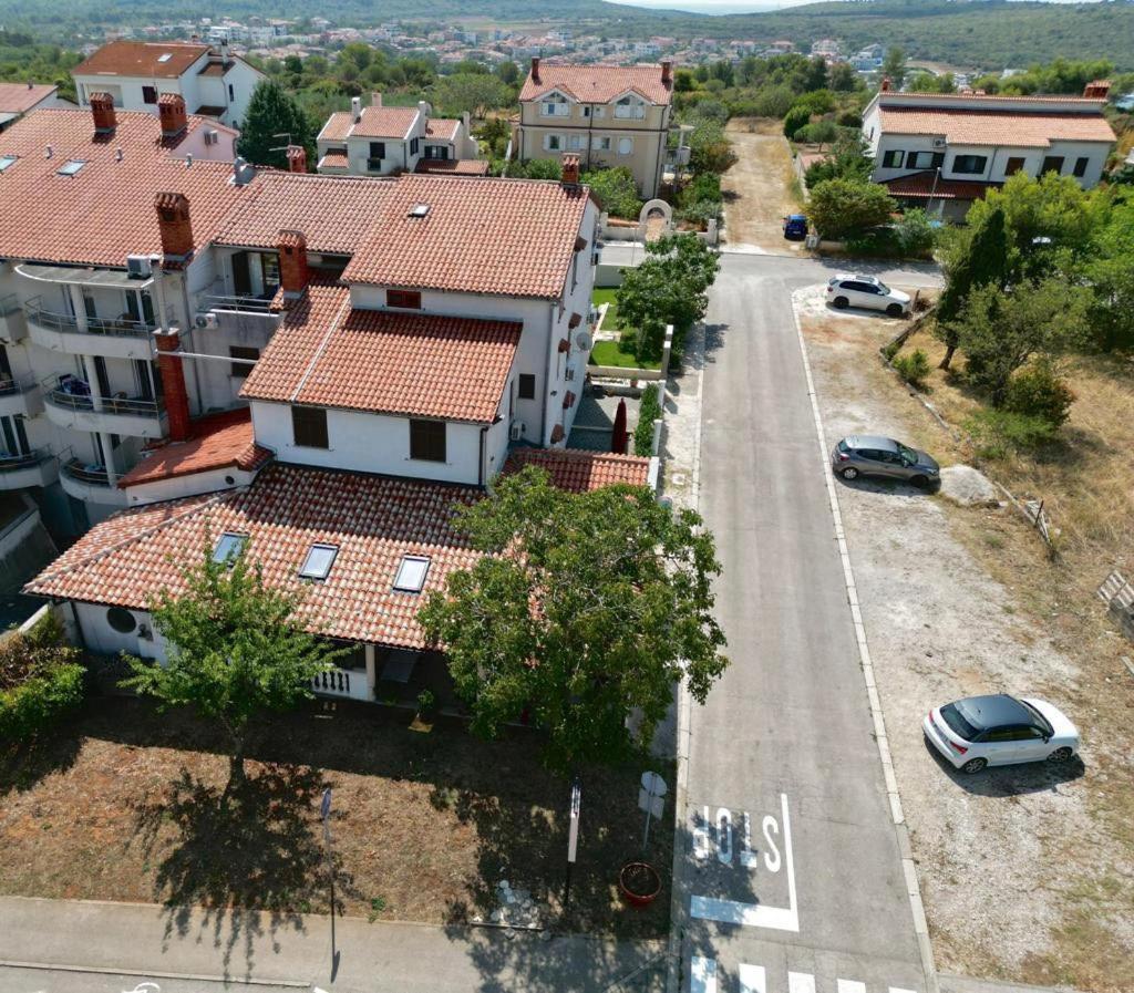Linc Rooms & Apartments Banjole Εξωτερικό φωτογραφία