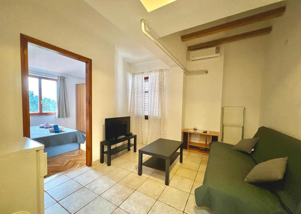 Linc Rooms & Apartments Banjole Εξωτερικό φωτογραφία
