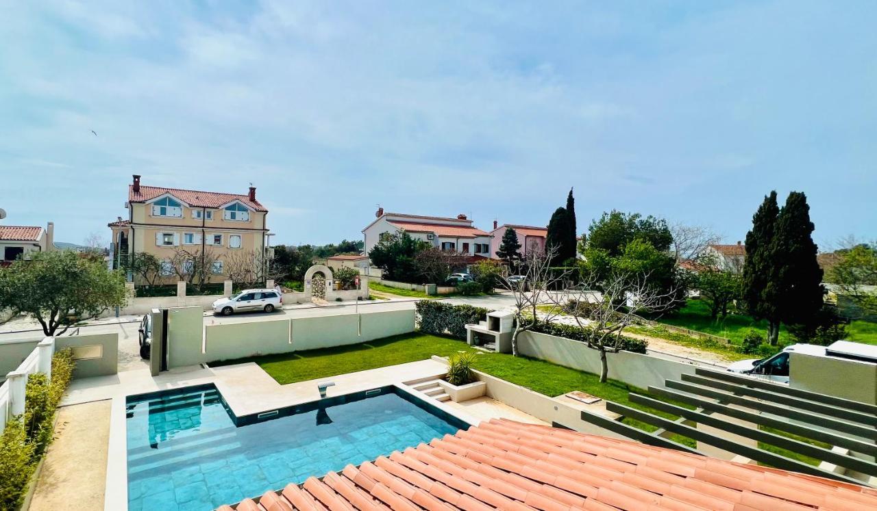 Linc Rooms & Apartments Banjole Εξωτερικό φωτογραφία